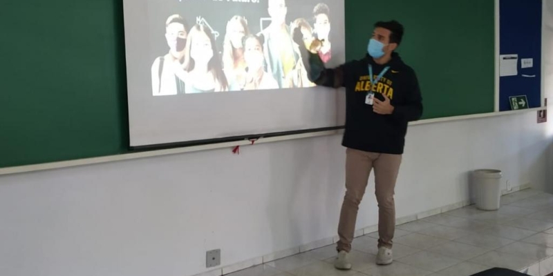Palestrante Gabriel veio direto do Rio de Janeiro para proferir a palestra. 