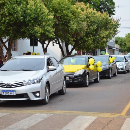Registro do início da carreata. <br />
Fotos de Mario Cortez. 